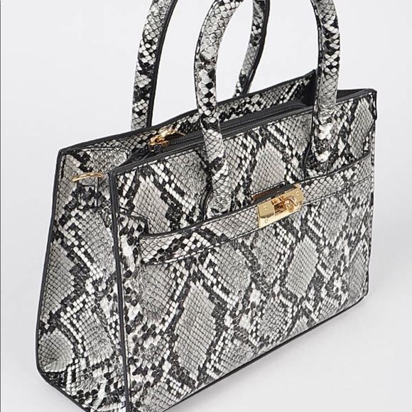 Snake print Crossbody Brand New from Glamorous Accessories - Picture 3 of 6